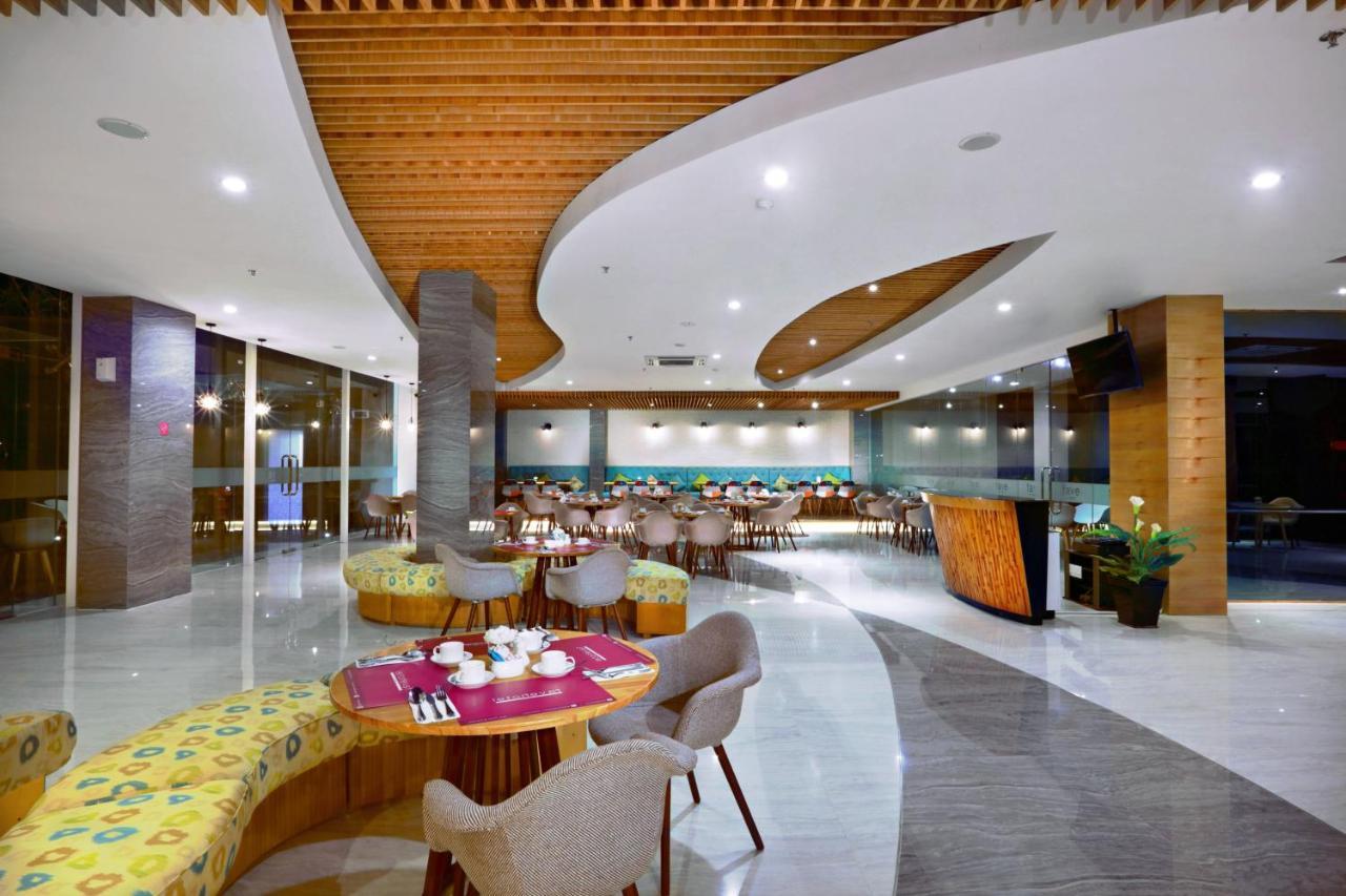 Favehotel Banjarbaru Exterior foto